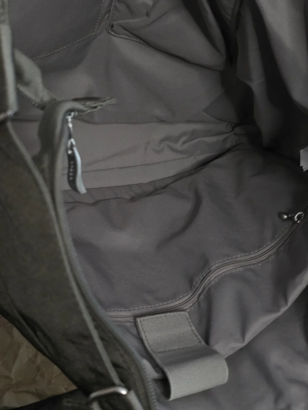 Baggallini Any Day Laptop Tote RFID Travel Work Bag Silver Metallic Gray